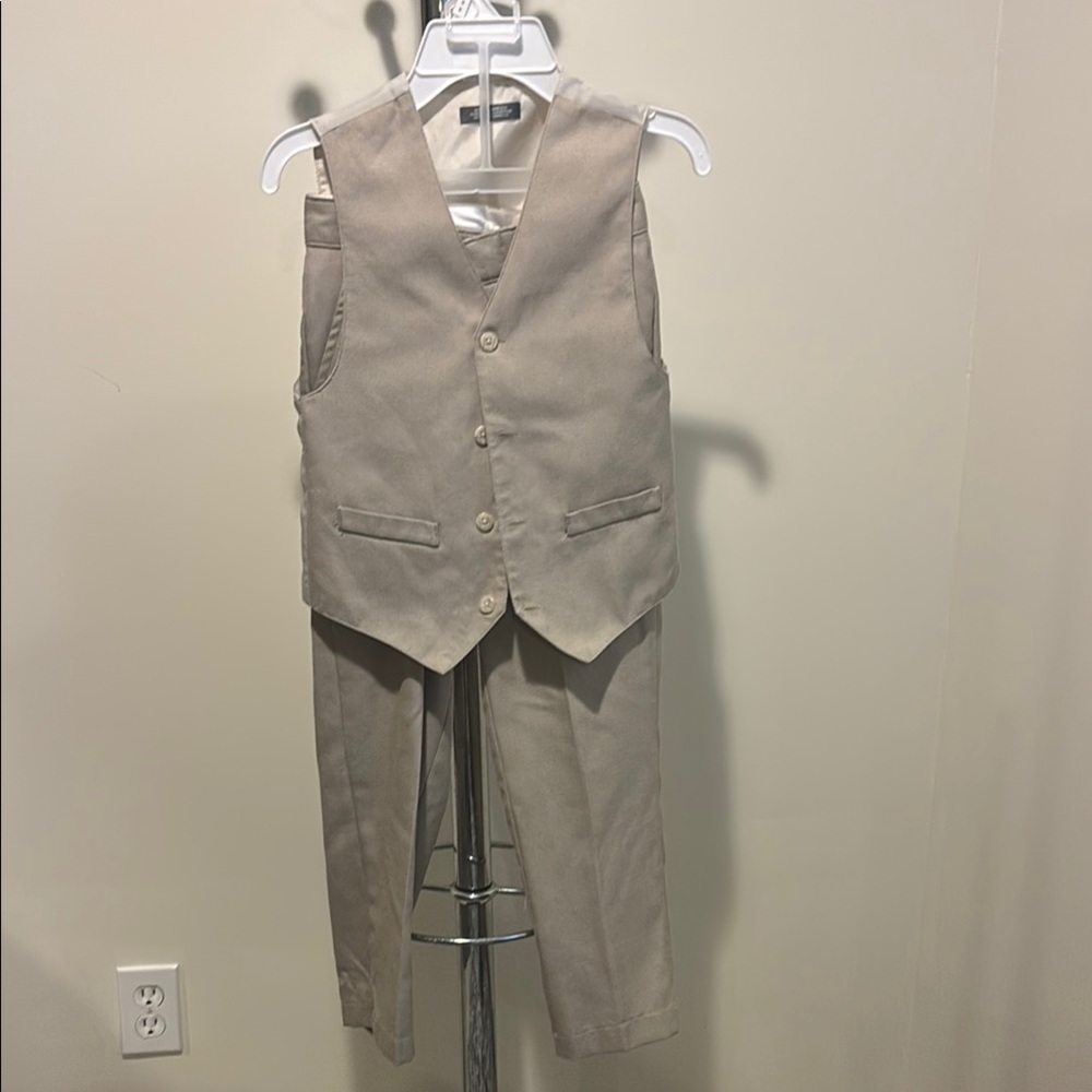 Van Heusen Tan Pantsuit Matching Set for Formal Occasions